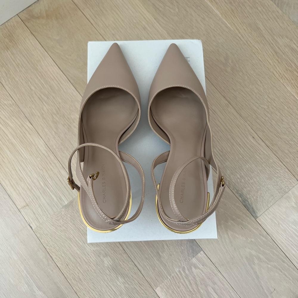 BNWT Charles & Keith Nude Dorsay Tie Around Heels